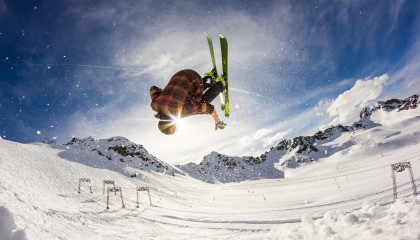 开云体育平台-TES完成跨赛区选手技术与体能比较分析，tes能进s赛吗